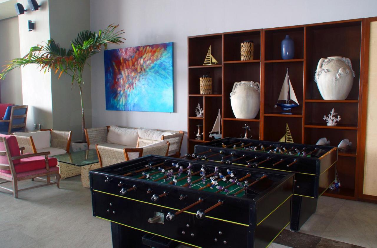 Royal Villas Resort Mazatlan Ngoại thất bức ảnh A foosball table
